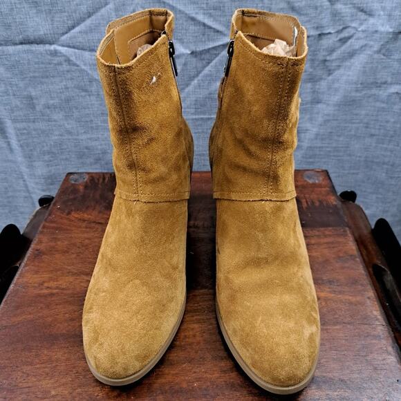 Koolaburra Ugg Chestnut Brown Suede Samiah Buckle Ankle Heeled Bootie Size: 9.5 - Picture 3 of 11